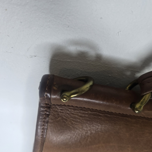 Vintage 90's Coach British Tan Leather Willis Bag \ Missing Shoulder Strap - Picture 6 of 16